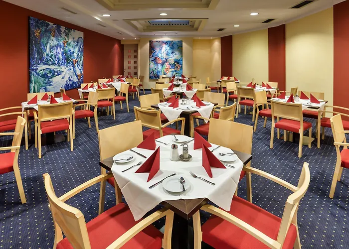 Austria Trend Ananas Hotel 4*