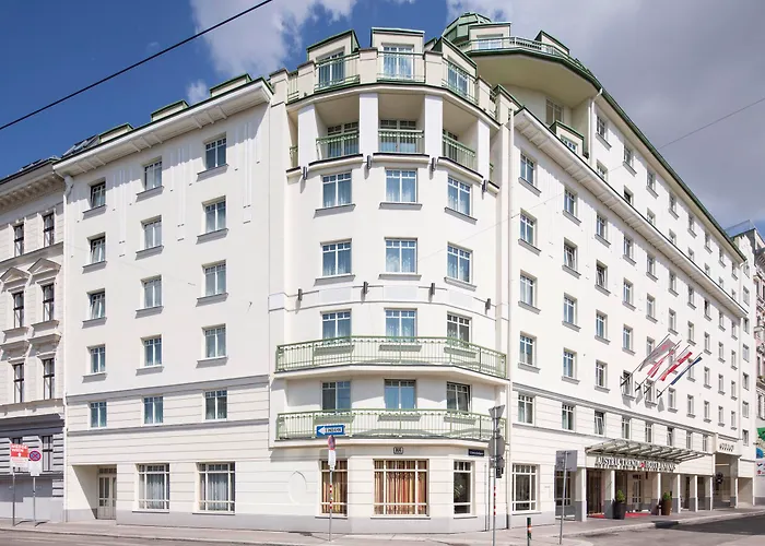 Austria Trend Ananas Hotel 4*