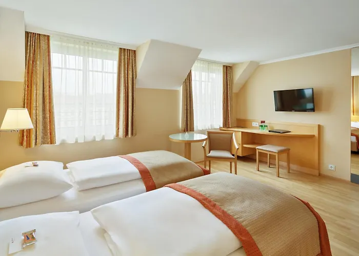 Austria Trend Ananas Hotel 4*