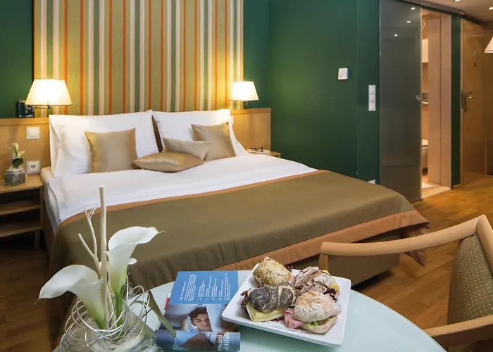 Hotel Austria Trend Ananas 4*