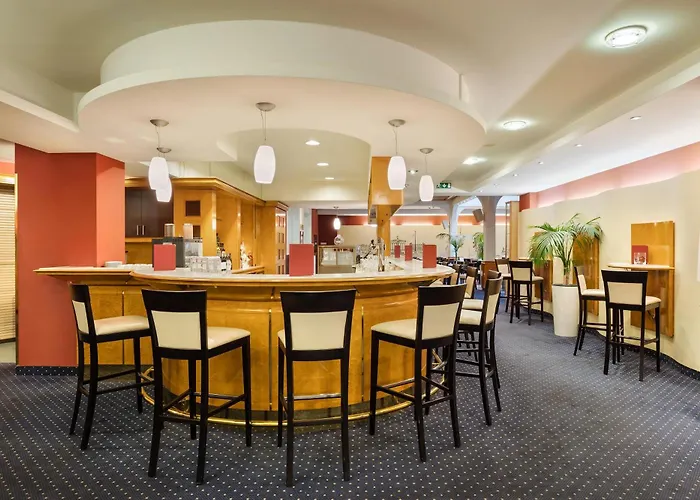 Austria Trend Ananas Hotel 4*